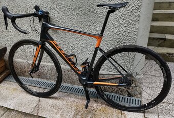 Cestny karbonovy bicykel Giant Defy Advanced 2 - 2