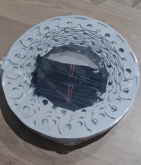 Predám plastové záhradné obrubníky Bradas biele 2x 10m - 2