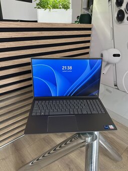 Dell Inspiron 15 5510 – i7-11390H / 16 GB RAM / 500 GB SSD - 2