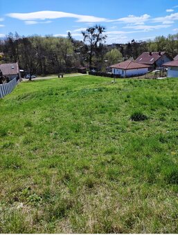 Pozemok Šalgovik, Labutia ulica - 2