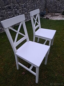 Jedálenské stoličky dva kusy biele - 2