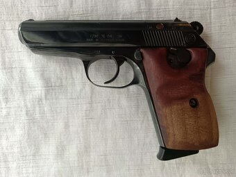 Predám pištol vz.70 Browning - 2