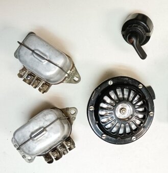 Trabant, Wartburg diely - 2