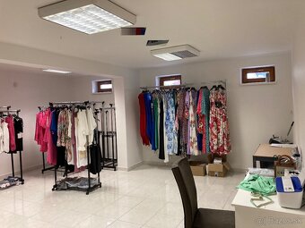 Prenajom priestorov 40 m2 v Centre Samorina - 2