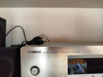 Predám Yamaha AV receiver HTR-5930 - 2