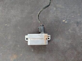 Snimac ESP 7M3907637B - 2