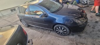 Rozpredám golf 5 - 2