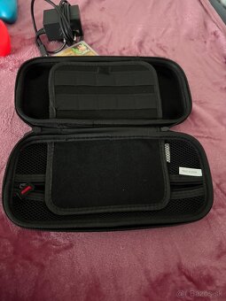 Nintendo Switch + príslušenstvo + hra + 256GB karta - 2