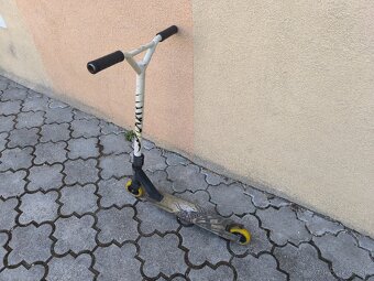 Dětská freestyle koloběžka - 2