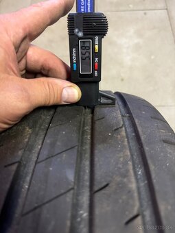 Goodyear 225/55 R17 letné - 2