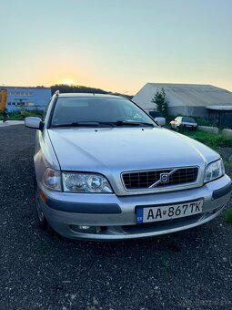 V40 - 2