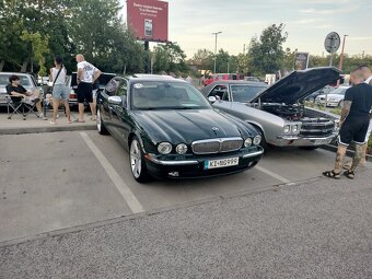 Jaguar XJ - 2