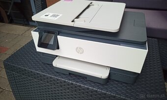 HP OfficeJet Pro 8132e - 2