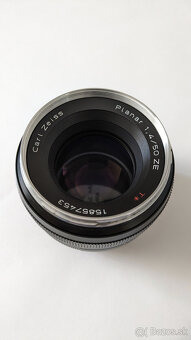 Predám Carl Zeiss Planar T 50mm f/1.4 ZE pre Canon - 2