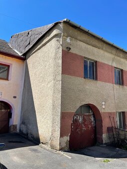 Rodinný dom na pozemku 2073m2 v tichej časti Poprad-Stráže - 2