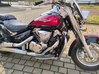 Suzuki C1800R VLR 1800 Intruder - 2