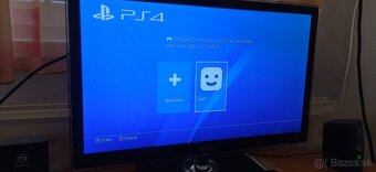 Playstation 4 Slim - 2