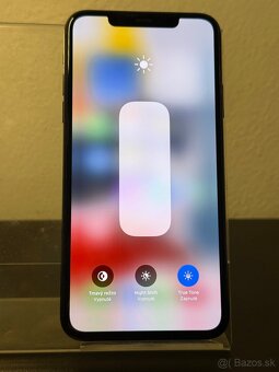 Predám Apple iPhone 11 PRO MAX 64GB Black Minimálne - 2