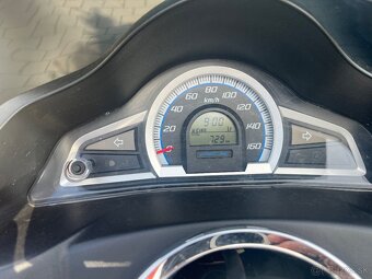 Honda PCX 125 - málo KM - 2