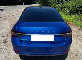 Škoda Superb 2.0 TDI 110 kW 7DSG - Modrá Race Blue Metalíza - 2