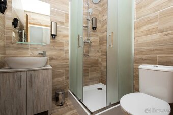 Odstúpim zabehnutú reštaurácia a kaviareň BONCZ s ubytovaní - 2