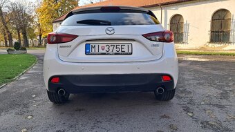 Mazda 3 skyactive automat, kamera jazdných pruhov - 2