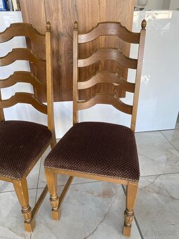 Stoličky z masivu - 2