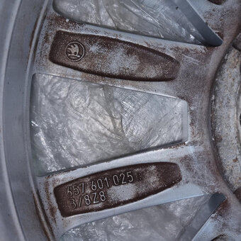 Škoda disk 5x100 R16 6J ET38 - 2