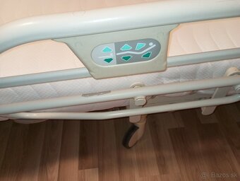 Zdravotnú polohovaciu posteľ - 2