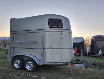 Prodám celolaminátový přívěs - přepravník na 2 koně Böckmann - 2