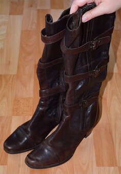 Kozene cizmy zn. Janet D, vel. 40 - 2