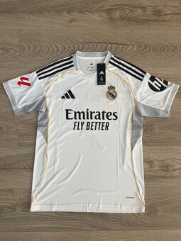 Real Madrid 25/26 Vini dres - 2