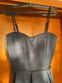 Elegantné pásikavé šaty - 2