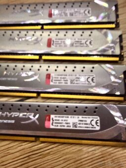 Predám 4x 8GB RAM - 2