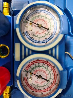 Sada manometrov určená pre klimatizačné a chladiace systémy. - 2