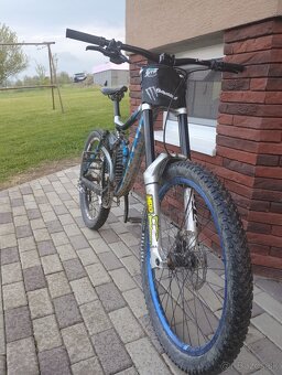 Dh/dowmhill/zjazdovy bicykel/Glory Giant - 2