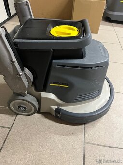 Rotačná kefa Kärcher BDS 33/180c - 2