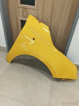 Pr.pravý. blatník Fiat 500 - 2