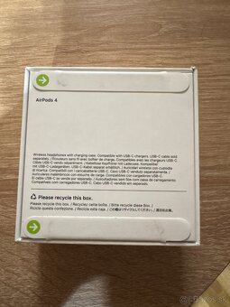 Apple Airpods 4 nové - 2