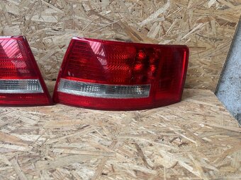 Audi a6 c6 zadne svetla - 2