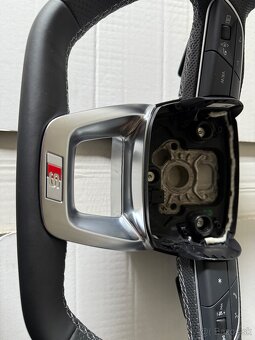 Audi Q7 Q8 s-line - 2