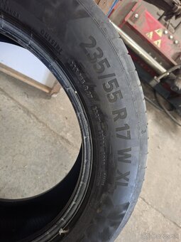 Continental 235/55R17 W XL - 2