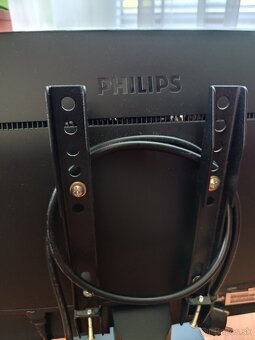PC monitor - 2