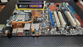 ASUS P5KC, Intel Core 2 QUAD Q6600, DDR2 Corsair XMS2 4 GB - 2