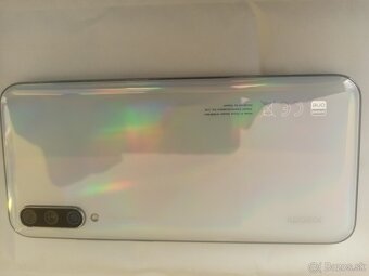 Predám xiaomi Mi A3 - 2