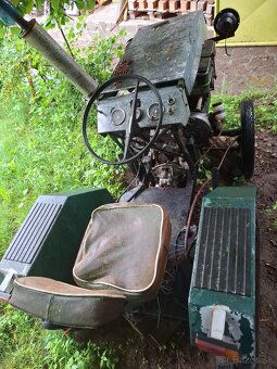 Nedokončený malotraktor - 2
