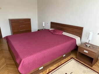 KOMPLET NÁBYTOK DO SPÁLNE - 2