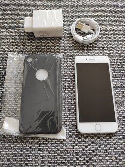 128GB iPhone 7 - Nová batéria - Plne funkčný - 2