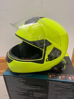 Predám motorkársku helmu - 2