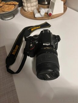 Predám zrkadlovku Nikon D5100 s objektívom 18–105mm - 2